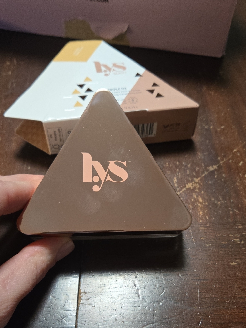 l.y.s Triangular Compact Setting Powder - Rose Gold